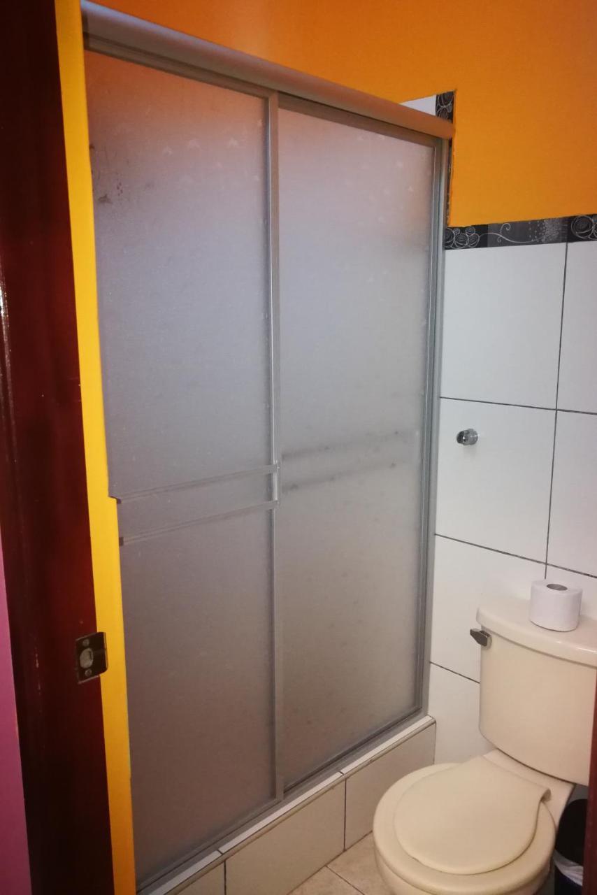 Hostal Gq Lima Bagian luar foto